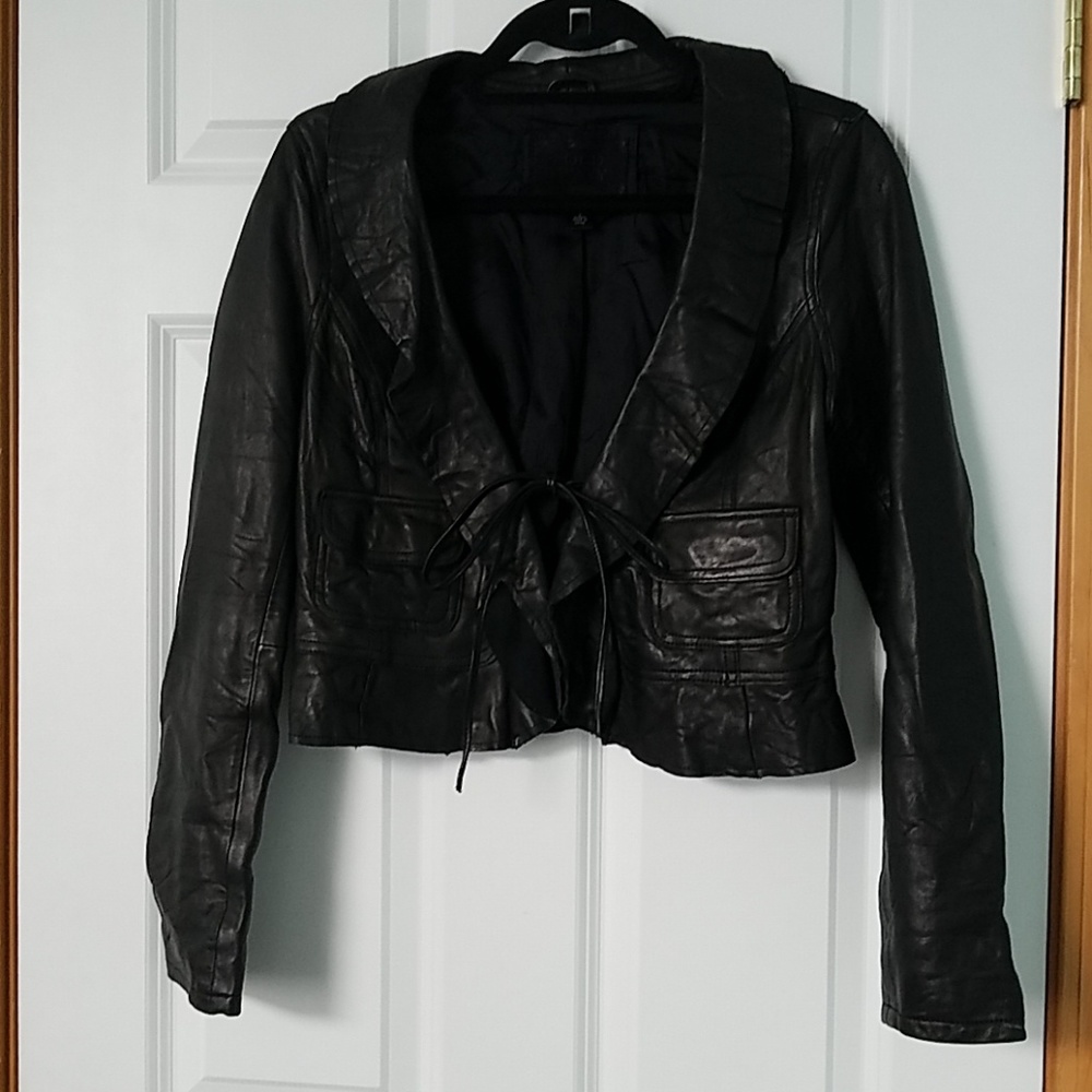 Old Navy Crop faux leather jacket